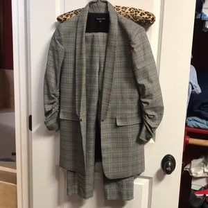Gianni Bini suit